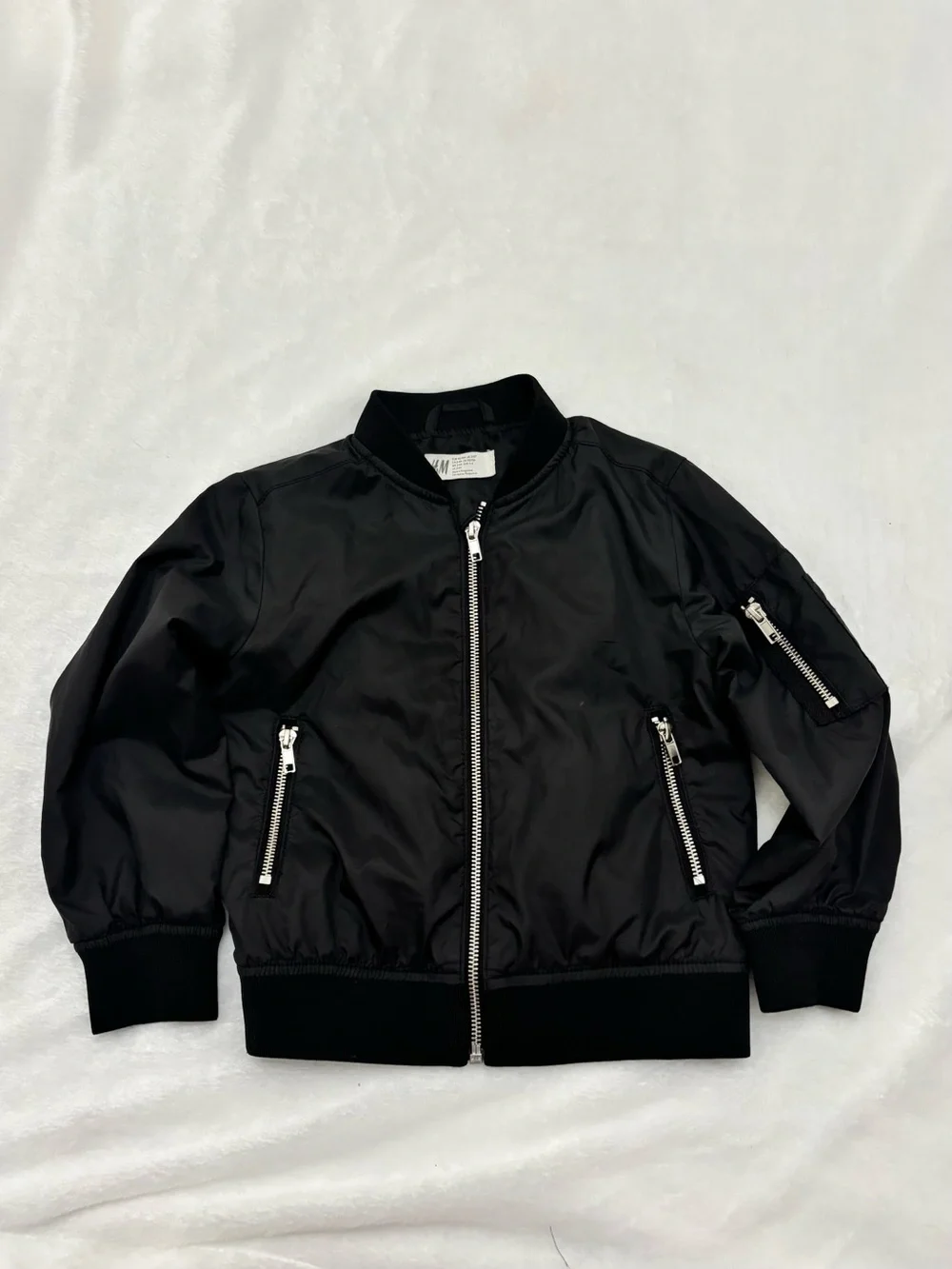 H&M Toddler Boys Size 3/4T Sleek Black Bomber Jacket with Silver Zippers